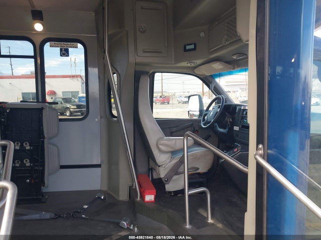 2018 CHEVROLET EXPRESS CUTAWAY 4500 VAN 5
