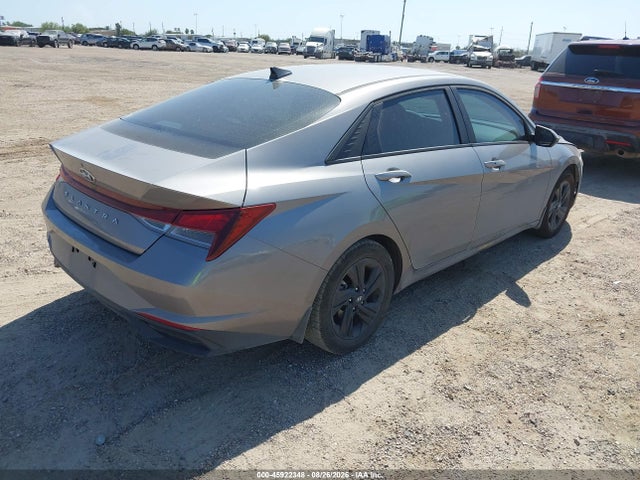 2023 HYUNDAI ELANTRA SEL 4