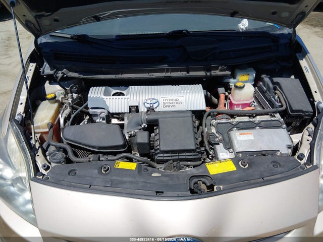صورة 10 لـ 2011 Toyota PRIUS FIVE
