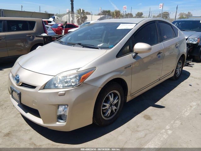 صورة 2 لـ 2011 Toyota PRIUS FIVE