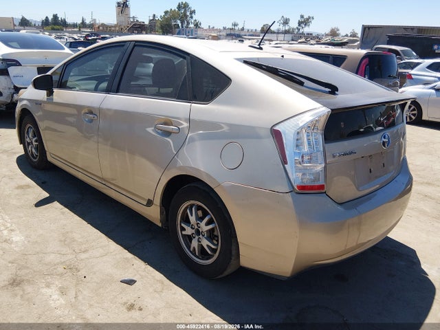 صورة 3 لـ 2011 Toyota PRIUS FIVE