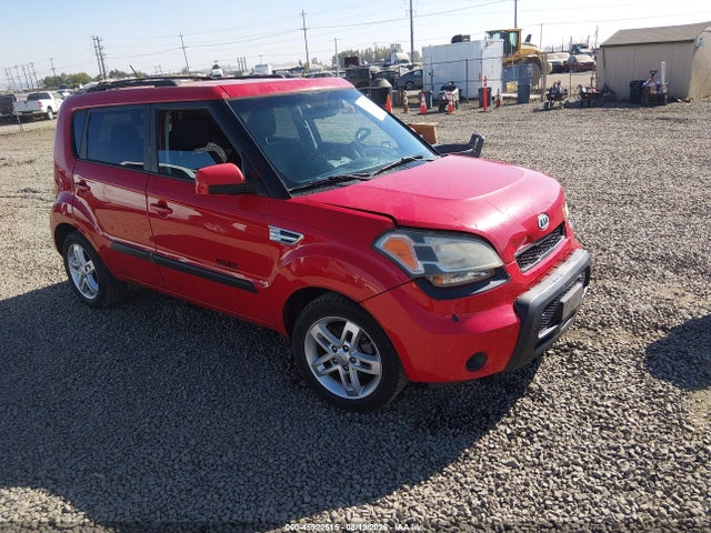 2011 KIA SOUL +