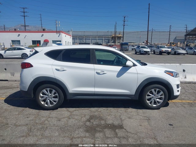 2020 HYUNDAI TUCSON SE 13