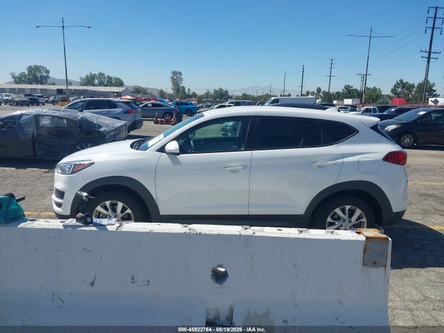 2020 HYUNDAI TUCSON SE 14
