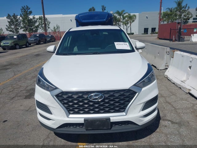 2020 HYUNDAI TUCSON SE 6
