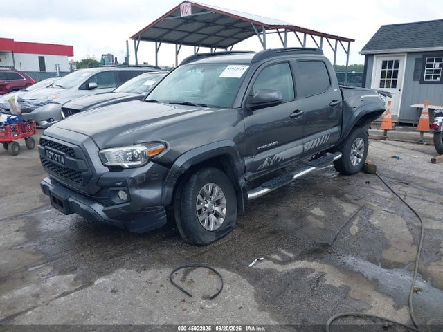 2017 Toyota TACOMA SR5 V6 照片 2