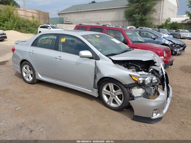 2013 TOYOTA COROLLA S