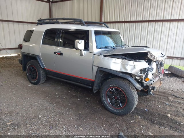 2007 TOYOTA FJ CRUISER 