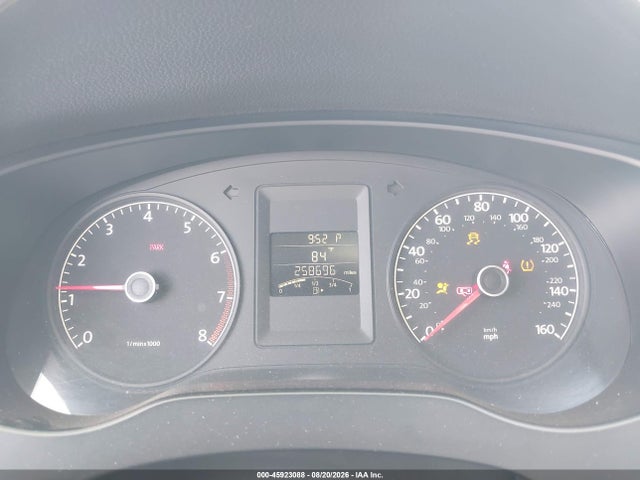 صورة 7 لـ 2012 Volkswagen JETTA 2.0L S