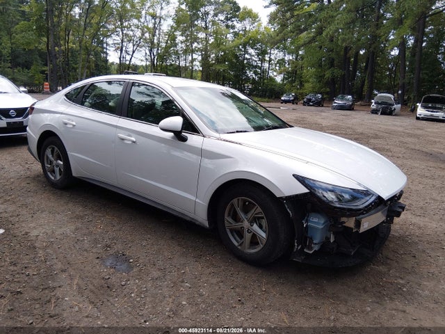 2022 HYUNDAI SONATA SE