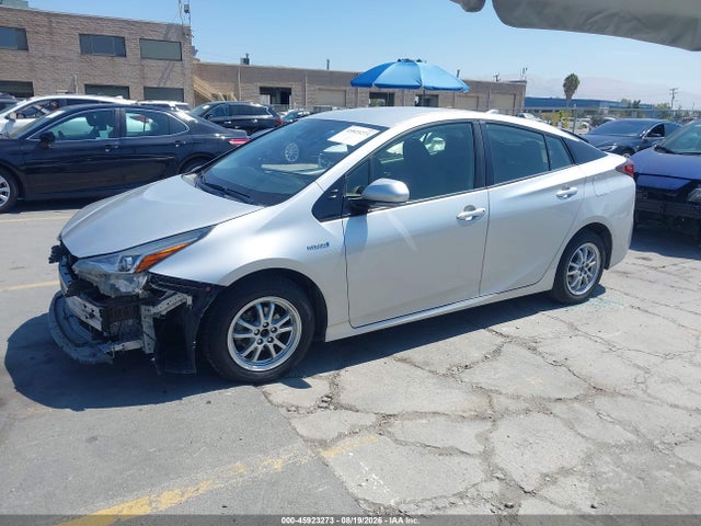 2019 Toyota PRIUS LE 照片 2