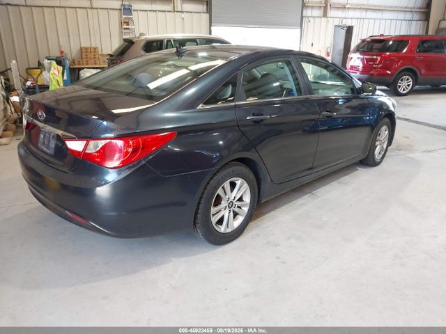 2013 Hyundai SONATA GLS 照片 4