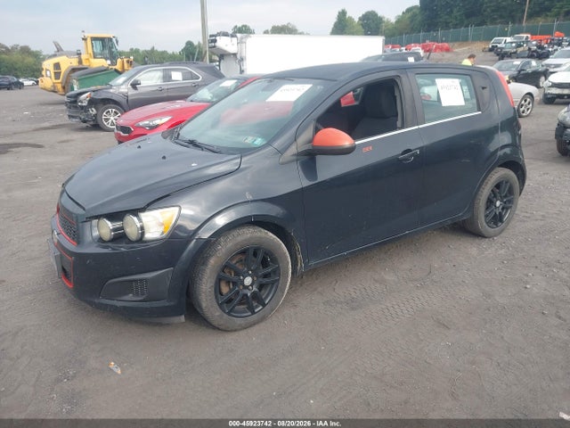 صورة 2 لـ 2013 Chevrolet SONIC LT AUTO