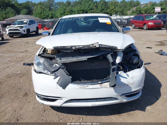 2013 Chrysler 200 LIMITED 照片 6