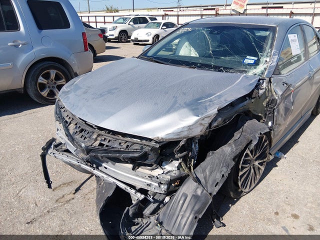 2019 TOYOTA CAMRY SE 6