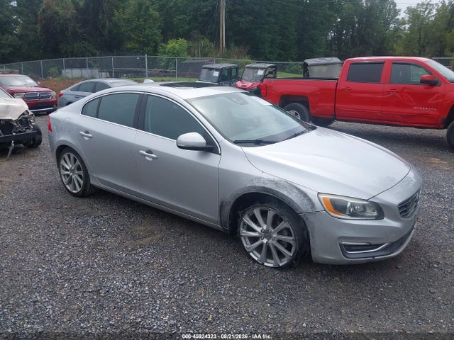 2016 VOLVO S60 T5 DRIVE-E PLATINUM