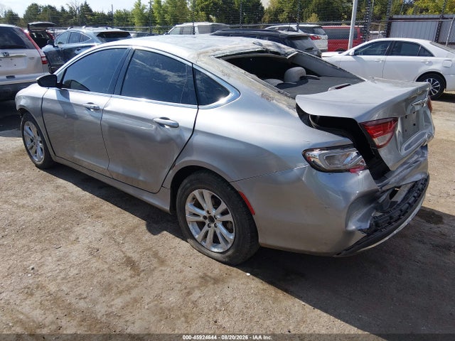 2015 Chrysler 200 LIMITED — фото 3