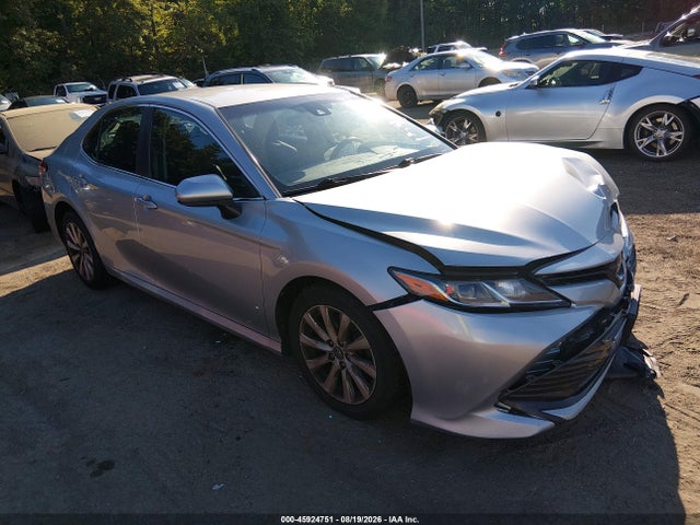 2018 TOYOTA CAMRY LE