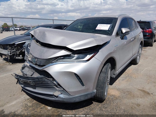 2021 TOYOTA VENZA XLE 2