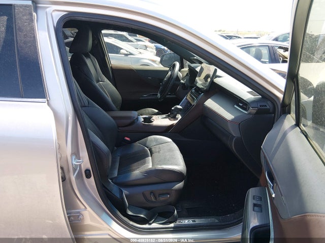 2021 TOYOTA VENZA XLE 5