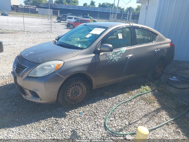 2012 Nissan VERSA 1.6 SV — фото 2