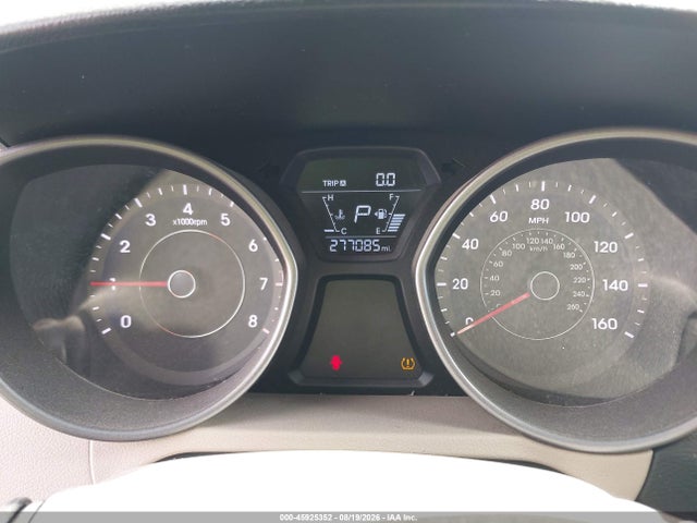 صورة 7 لـ 2014 Hyundai ELANTRA SE