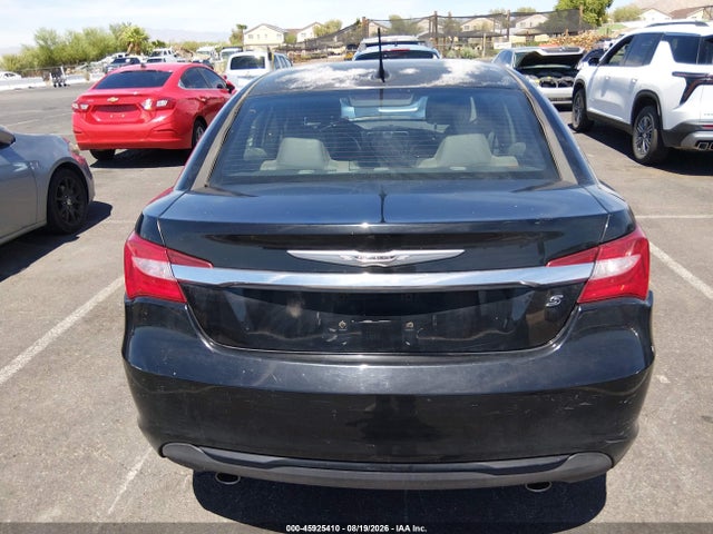 صورة 14 لـ 2013 Chrysler 200 LIMITED