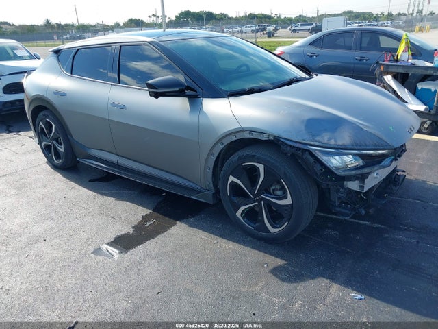 2022 KIA EV6 GT-LINE