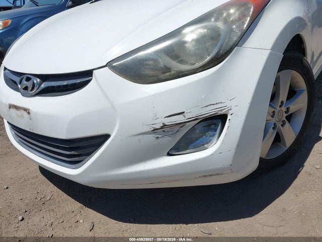 2013 Hyundai ELANTRA GLS — фото 12