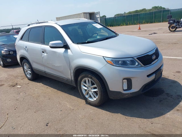2014 KIA SORENTO LX