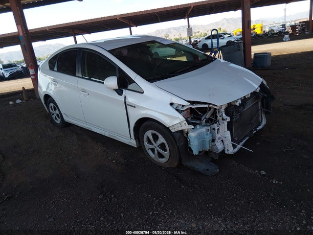 2015 TOYOTA PRIUS THREE