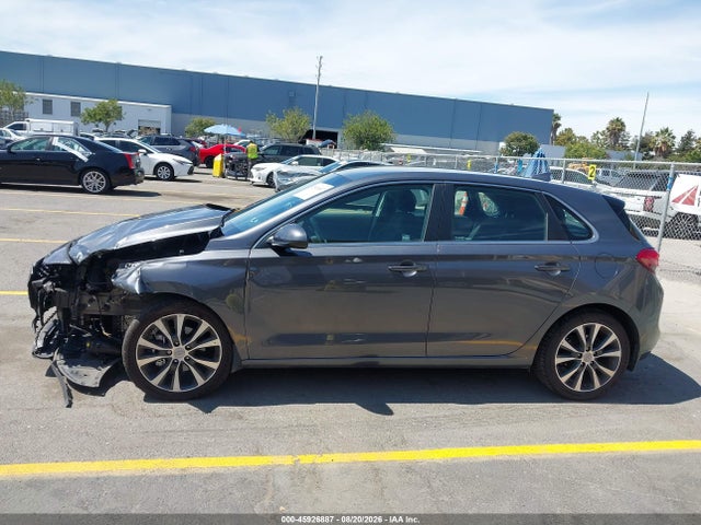 2018 Hyundai ELANTRA GT — фото 14