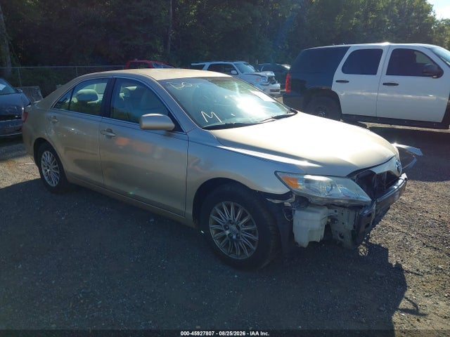 2010 TOYOTA CAMRY LE