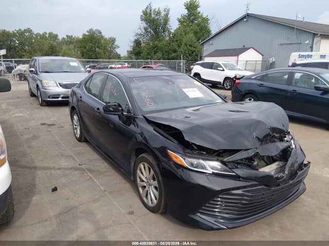 2018 TOYOTA CAMRY LE