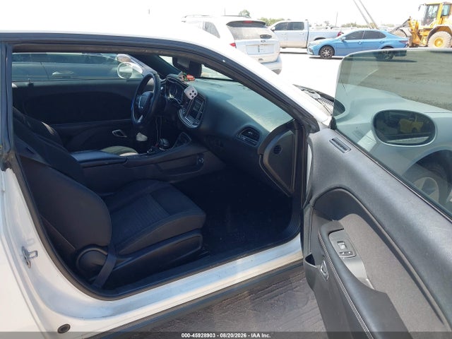 2019 DODGE CHALLENGER SXT 5