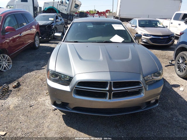 2011 Dodge CHARGER R/T 照片 12
