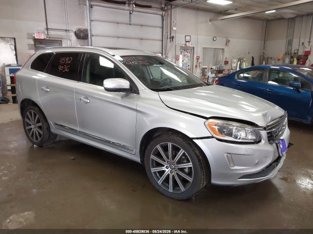 2017 VOLVO XC60 T6 INSCRIPTION