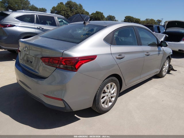 2022 HYUNDAI ACCENT SEL 4