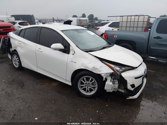 2016 TOYOTA PRIUS THREE