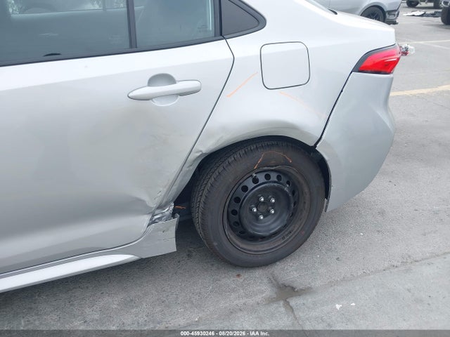 2020 TOYOTA COROLLA LE 6