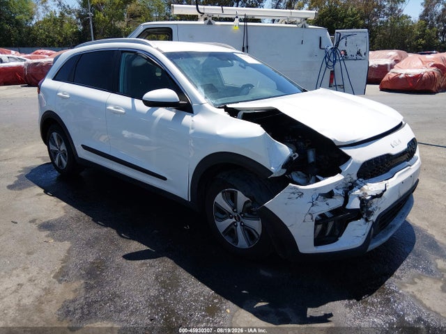 2022 KIA NIRO LX