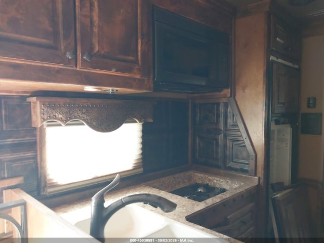 2017 HART TRAILERS 36FT GOOSENECK 4 HOR 7