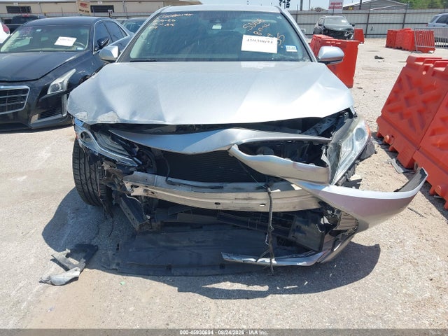 2020 TOYOTA CAMRY XLE HYBRID 6