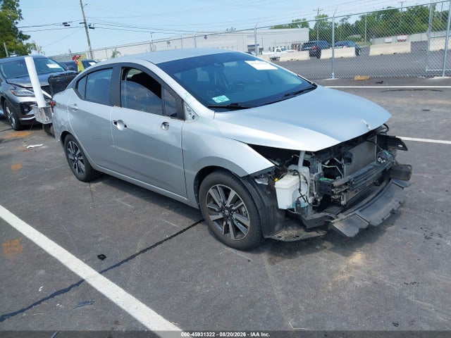 2021 NISSAN VERSA SV XTRONIC CVT
