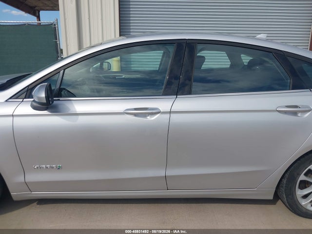 2019 FORD FUSION HYBRID SE 16