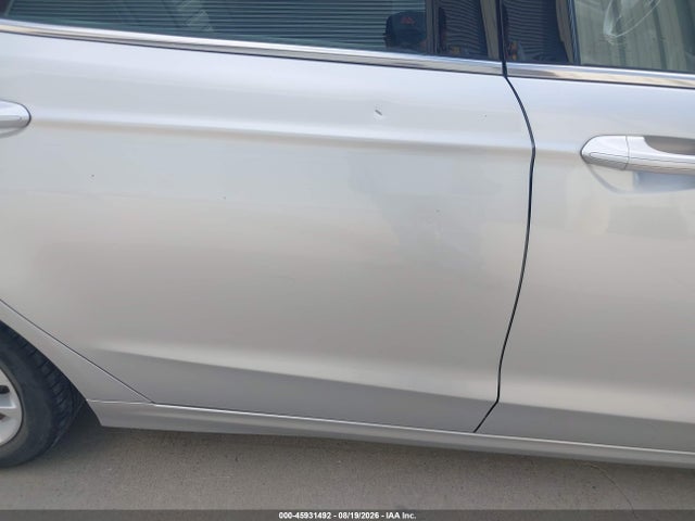 2019 FORD FUSION HYBRID SE 6