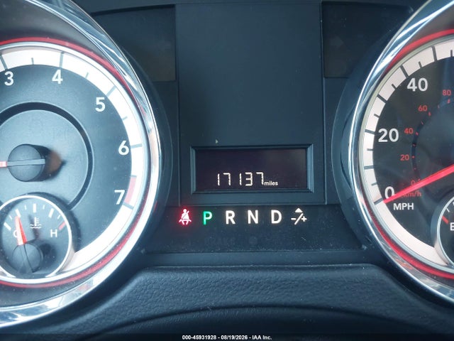 2018 DODGE GRAND CARAVAN SE 16