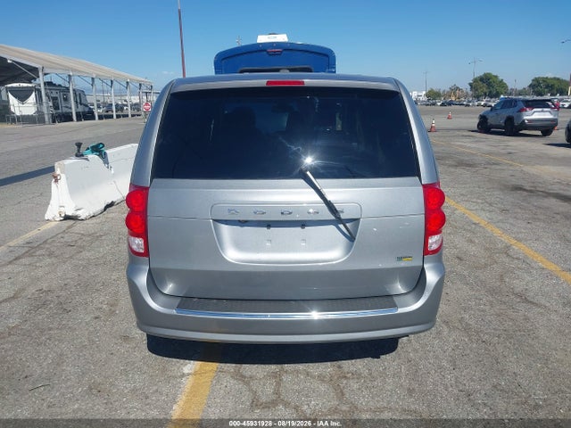 2018 DODGE GRAND CARAVAN SE 17