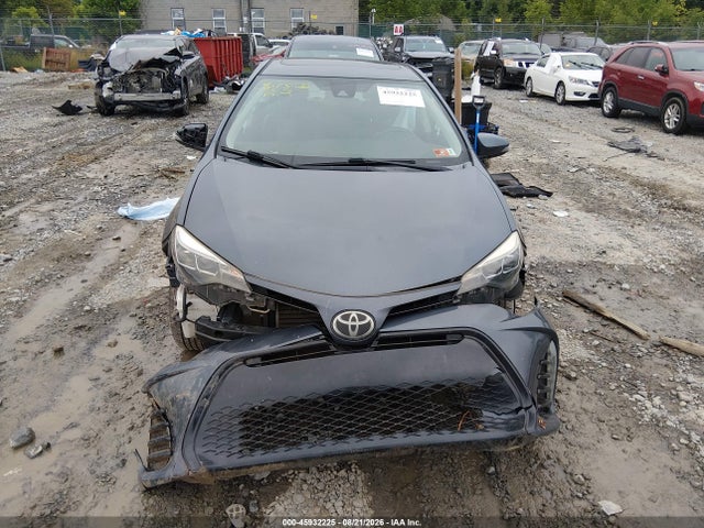2017 TOYOTA COROLLA XSE 13