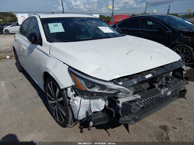 2021 NISSAN ALTIMA SR FWD